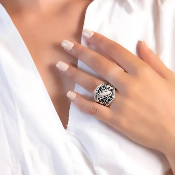 Elegance Tazoughert Silver Ring - Jouhra