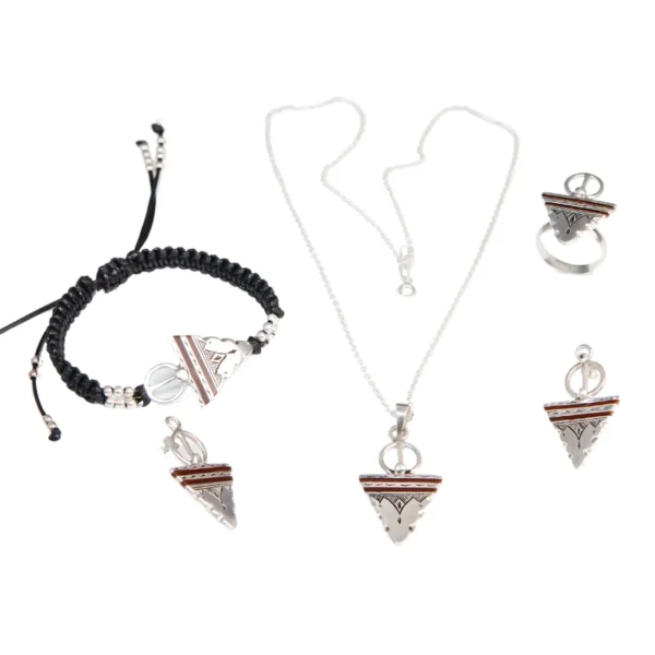 Strength Tazoughert Silver Collection – Jouhra